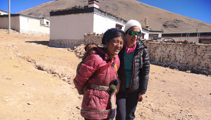 Trekking from Tingri to EBC